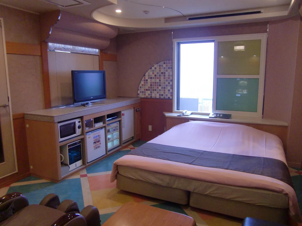 Resort Inn Golf Gotemba (Adults Only) المظهر الخارجي الصورة